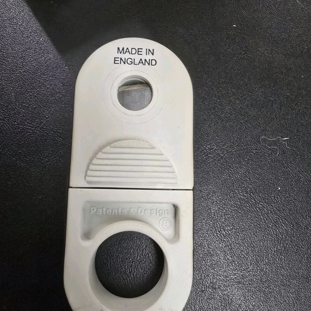 Tyco Electronics Cyclops Cable Cutter - image 2